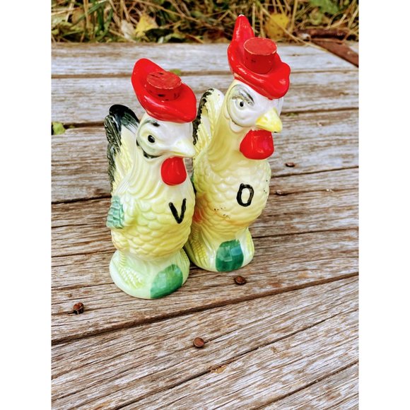 Vintage Oil and Vinegar Bottles Chicken Rooster Farmhouse Primitive - Picture 2 of 8